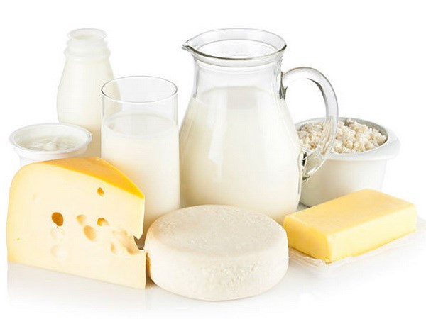 Sữa và các sản phẩm từ sữa là thực phẩm người viêm xoang nên tránh xa